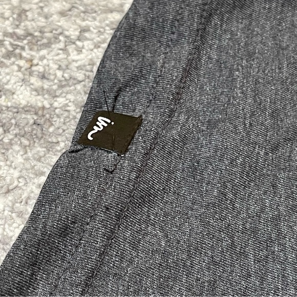 MEN’S IMPERIAL MOTION GRAPHIC TEE - Picture 5 of 5